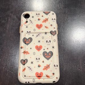 This is a Halloween phone case for an iPhone XR.